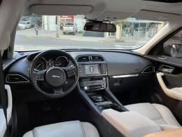 JAGUAR - F-PACE - 2017/2017 - Cinza - R$ 165.000,00