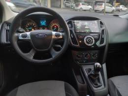 FORD - FOCUS - 2015/2015 - Branca - R$ 60.990,00