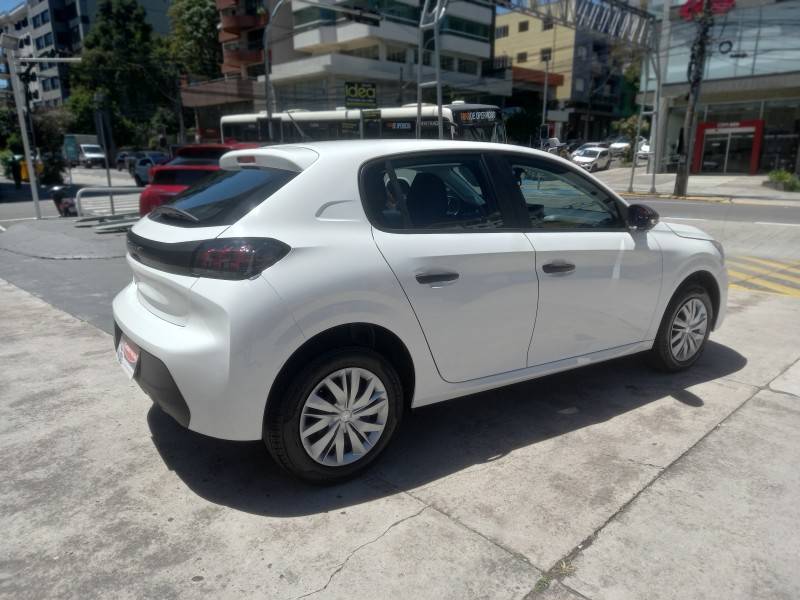 PEUGEOT - 208 - 2023/2024 - Branca - R$ 70.990,00