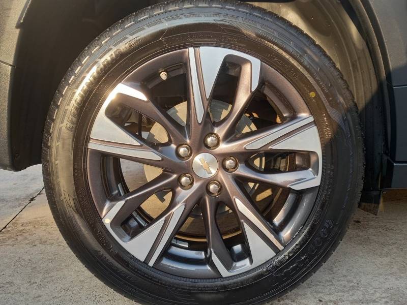 CHEVROLET - TRACKER - 2020/2021 - Prata - R$ 111.990,00