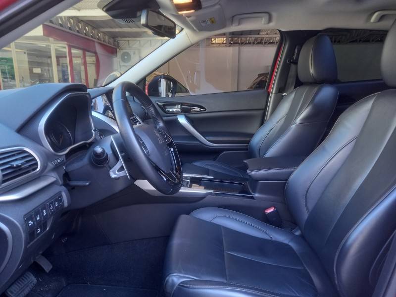 MITSUBISHI - ECLIPSE CROSS - 2019/2020 - Vermelha - R$ 118.990,00
