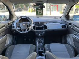 CHEVROLET - ONIX - 2019/2019 - Branca - R$ 50.990,00