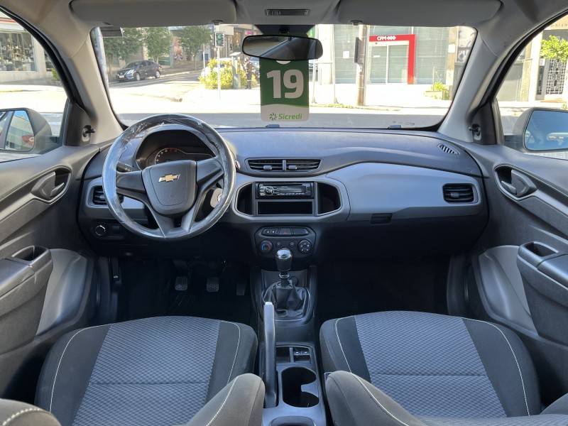 CHEVROLET - ONIX - 2019/2019 - Branca - R$ 50.990,00