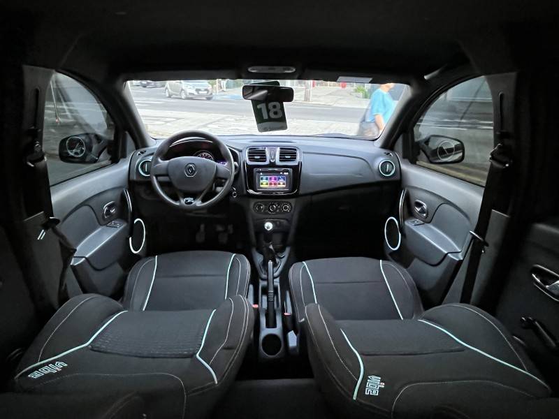 RENAULT - SANDERO - 2017/2018 - Cinza - R$ 42.990,00
