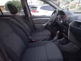 RENAULT - SANDERO - 2012/2012 - Vermelha - R$ 37.990,00