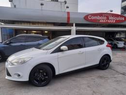 FORD - FOCUS - 2015/2015 - Branca - R$ 60.990,00