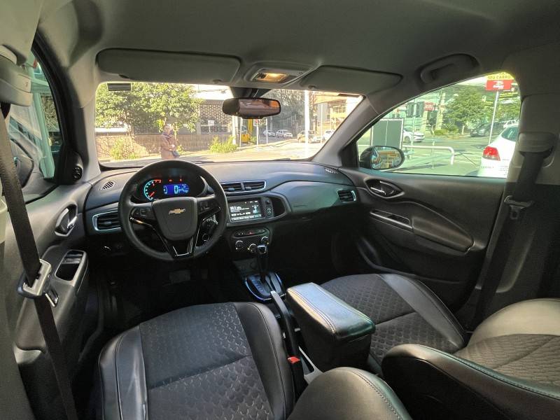 CHEVROLET - PRISMA - 2017/2018 - Preta - R$ 64.990,00