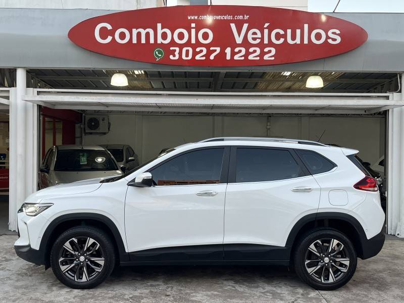 CHEVROLET - TRACKER - 2022/2023 - Branca - R$ 116.990,00