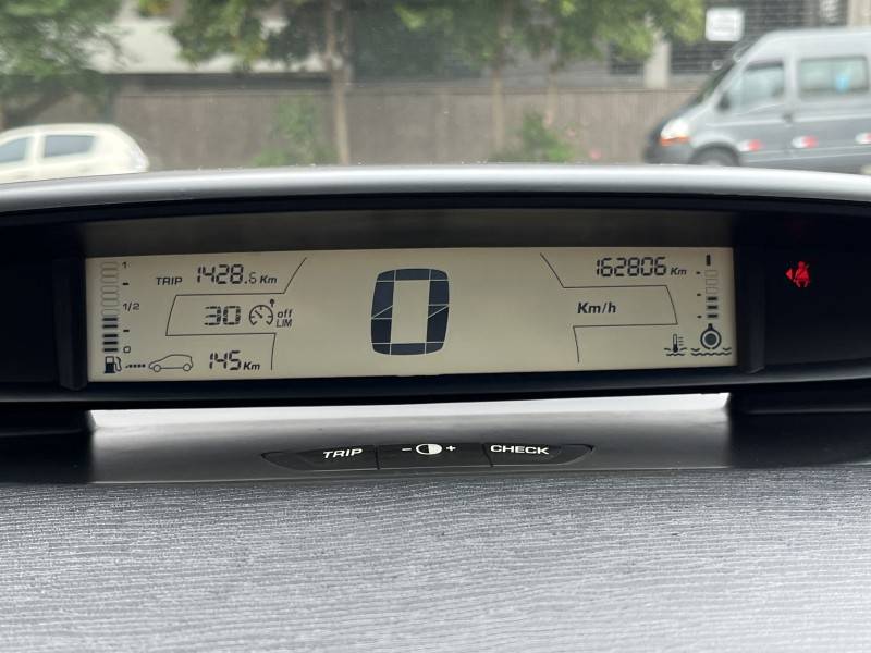 CITROËN - C4 - 2007/2008 - Prata - R$ 31.990,00