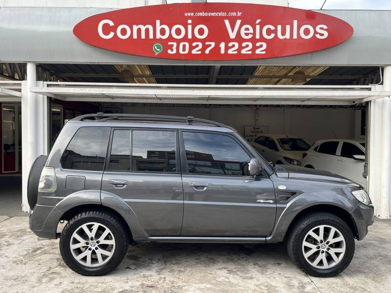MITSUBISHI - PAJERO TR4 - 2012/2013 - Cinza - R$ 65.990,00