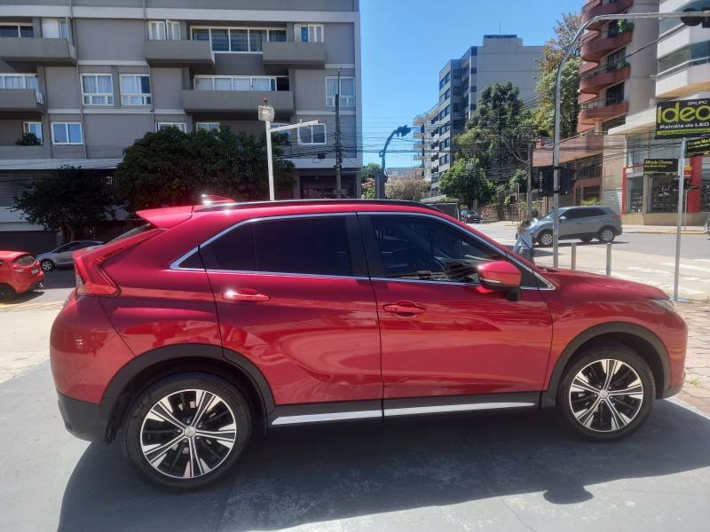 MITSUBISHI - ECLIPSE CROSS - 2019/2020 - Vermelha - R$ 118.990,00