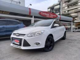 FORD - FOCUS - 2015/2015 - Branca - R$ 60.990,00