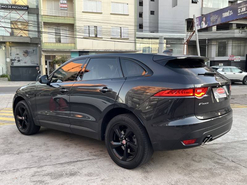 JAGUAR - F-PACE - 2017/2017 - Cinza - R$ 165.000,00