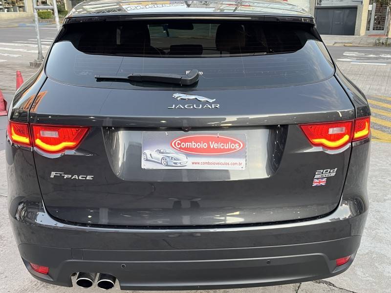 JAGUAR - F-PACE - 2017/2017 - Cinza - R$ 165.000,00