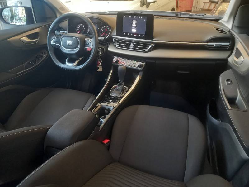 FIAT - FASTBACK - 2024/2025 - Cinza - R$ 109.990,00