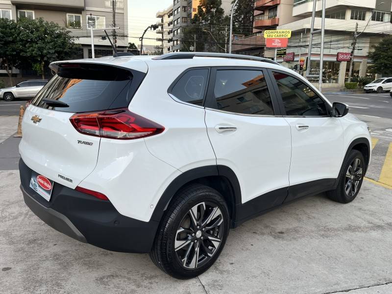 CHEVROLET - TRACKER - 2022/2023 - Branca - R$ 116.990,00