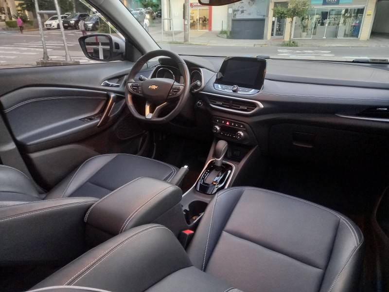 CHEVROLET - TRACKER - 2020/2021 - Prata - R$ 111.990,00