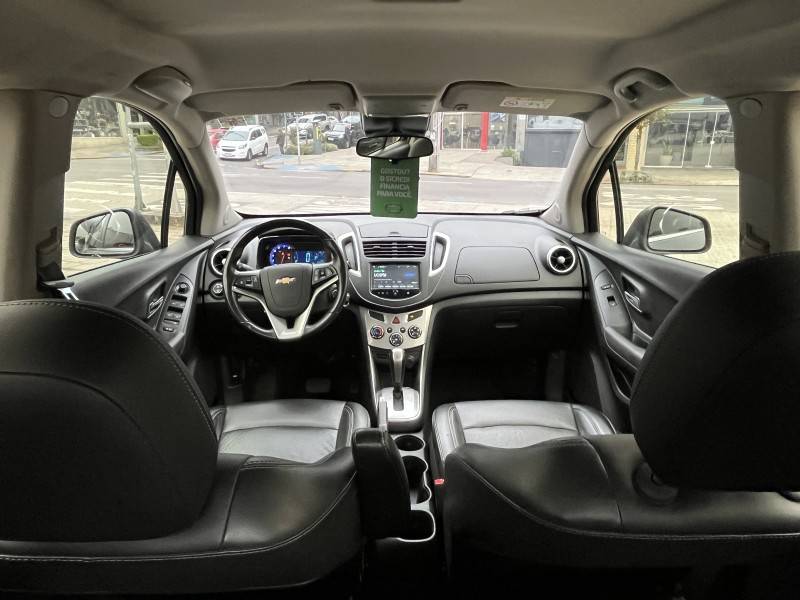 CHEVROLET - TRACKER - 2015/2015 - Cinza - R$ 68.990,00