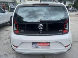 VOLKSWAGEN - UP - 2017/2018 - Branca - R$ 60.990,00