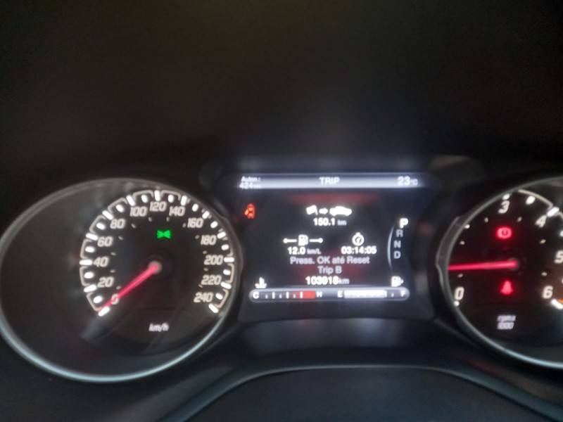 FIAT - TORO - 2018/2018 - Vinho - R$ 99.990,00