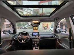 CHEVROLET - TRACKER - 2022/2023 - Branca - R$ 116.990,00