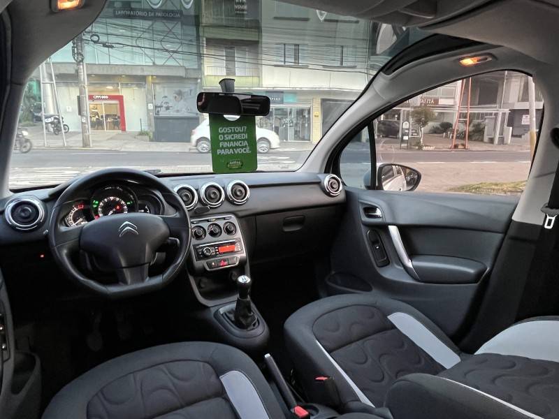 CITROËN - C3 - 2015/2015 - Branca - R$ 41.990,00