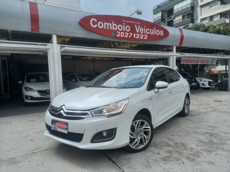 CITROËN - C4 LOUNGE - 2014/2015 - Branca - R$ 49.990,00
