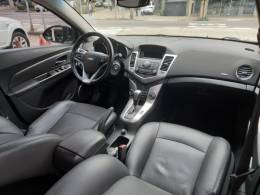CHEVROLET - CRUZE - 2013/2014 - Preta - R$ 61.990,00