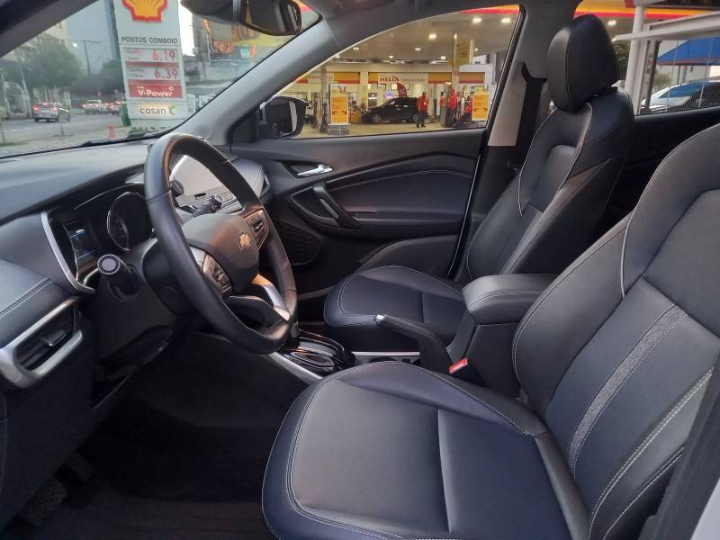 CHEVROLET - TRACKER - 2020/2021 - Prata - R$ 111.990,00