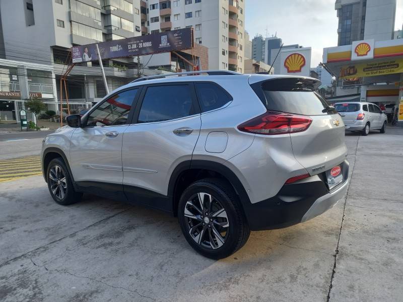 CHEVROLET - TRACKER - 2020/2021 - Prata - R$ 111.990,00