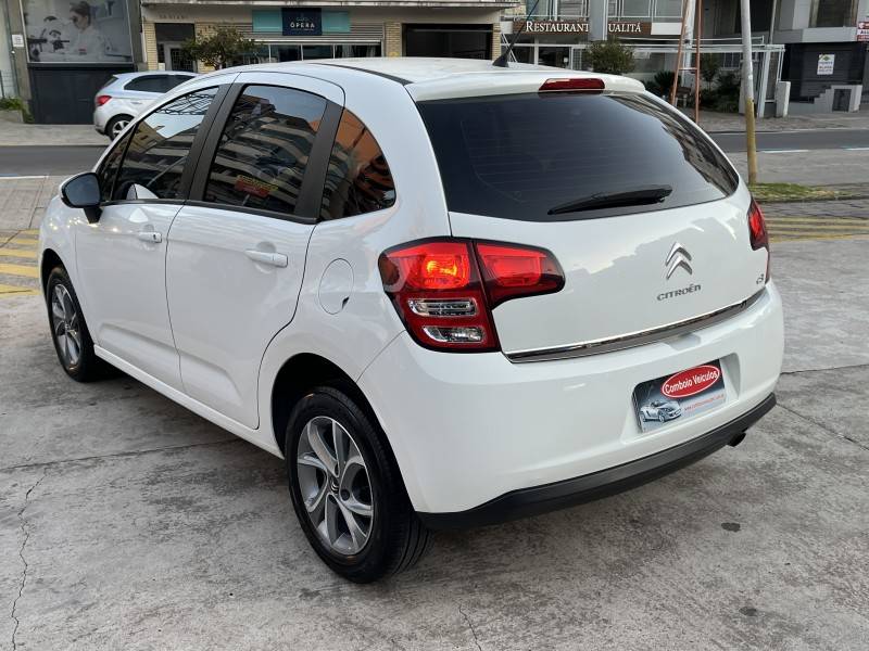 CITROËN - C3 - 2015/2015 - Branca - R$ 41.990,00