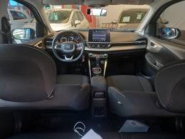 FIAT - FASTBACK - 2024/2025 - Cinza - R$ 109.990,00